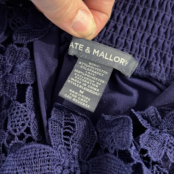 Purple short Butterfly sleeve Top with lace size medium - Picture 6 of 6